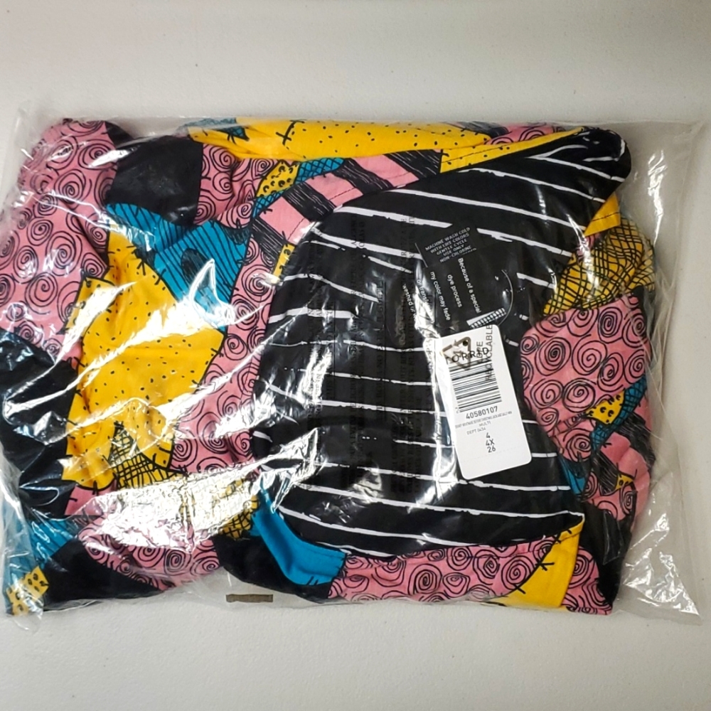 ❤️NWT TORRID NIGHTMARE BEFORE CHRISTMAS JACK & SALLY REVERSIBLE DRESS - Picture 5 of 13